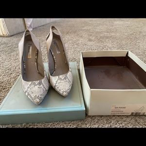 BCBG Maxazria MA-RAINE real leather slingback